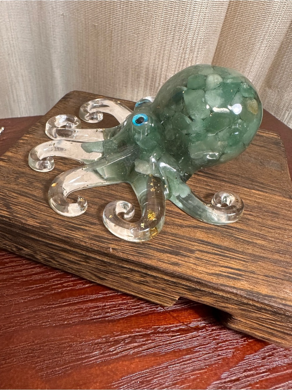 Resin and Green Aventurine Crystal Chips Octopus Figure - Picture 7 of 11